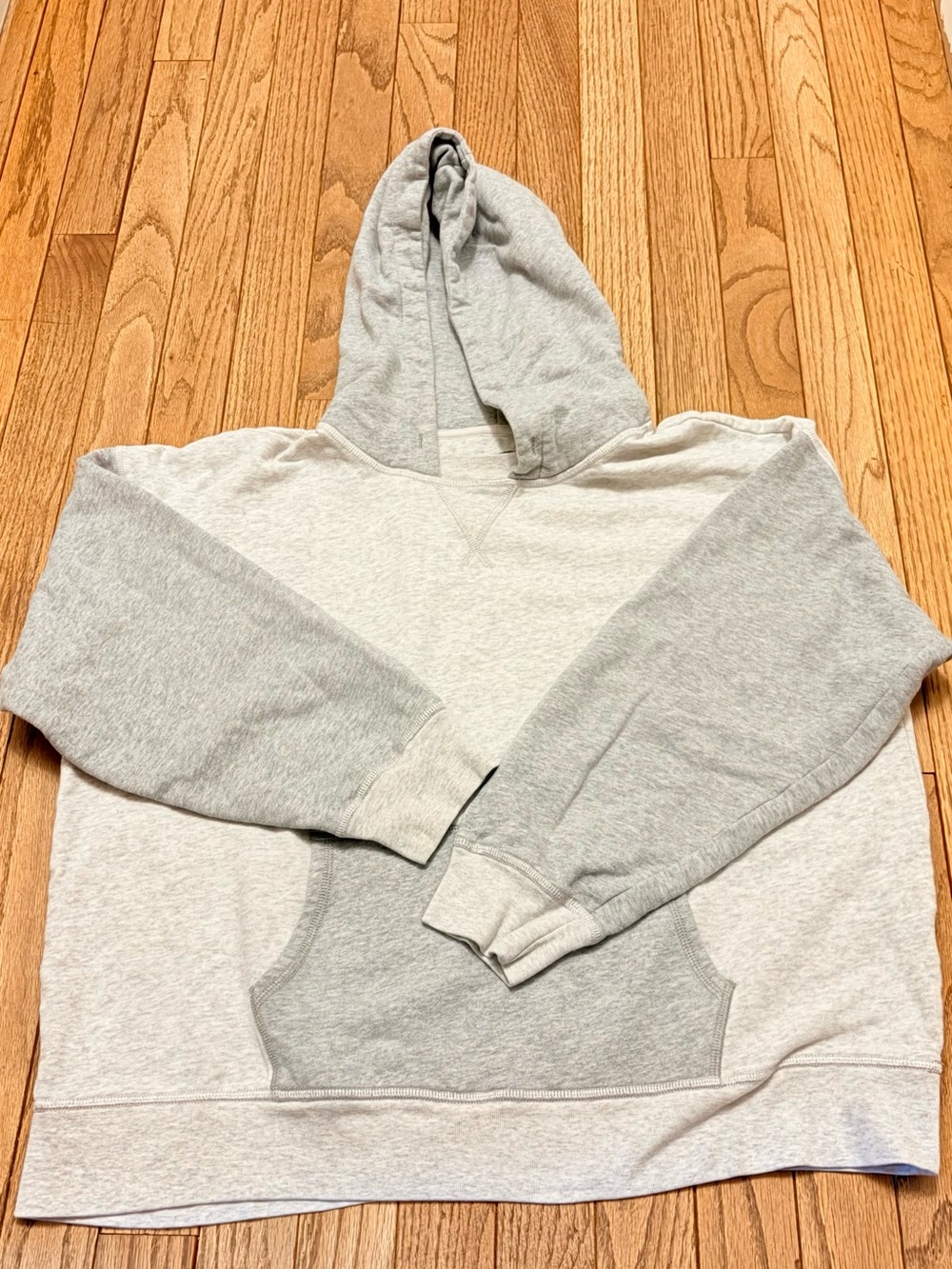 American Eagle Outfitters Two-Tone Light Gray Women's Hoodie